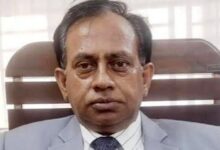 Photo of রাতের পালানোর সময় আটক সেই বন কর্মকর্তা