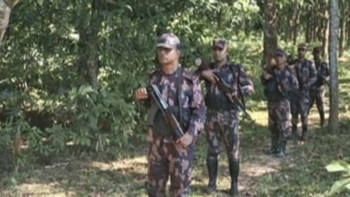 Photo of ওসমান হাদিকে গুলি: ব্রাহ্মণবাড়িয়া সীমান্তে বিজিবির সতর্কাবস্থা