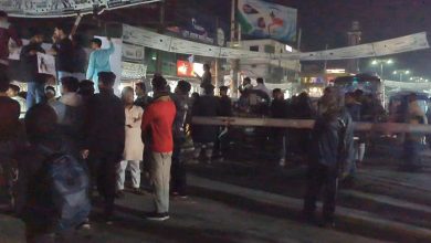 Photo of ইনকিলাব মঞ্চের নেতৃবৃন্দের ওপর হামলার প্রতিবাদে কুষ্টিয়ায় রেলপথ অবরোধ