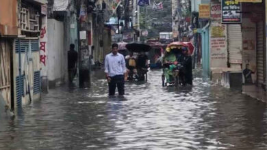 Photo of টানা বর্ষণে জলমগ্ন ঢাকা, চরম দুর্ভোগে নগরবাসী
