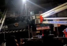 Photo of কলকাতায় নিউমার্কেটের পাশের হোটেলে ভয়াবহ আগুন, নিহত ৯